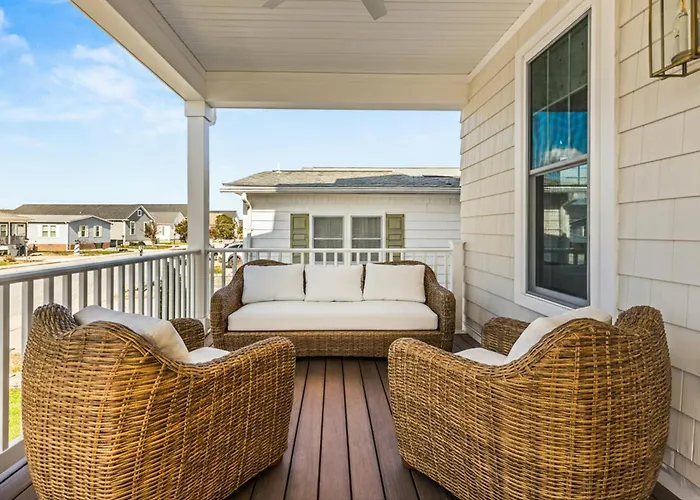 Upscale Montego Bay Getaway Community Pools * Ocean City