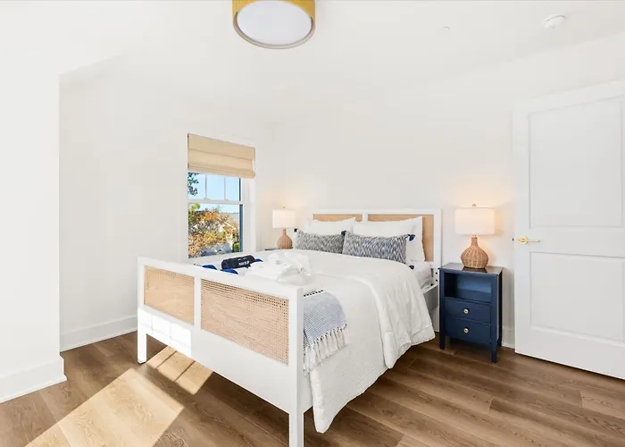 Upscale Montego Bay Getaway Community Pools Holiday home