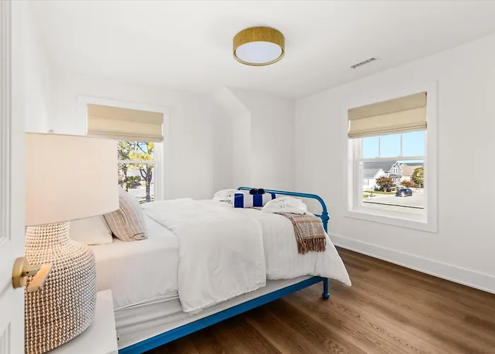 Upscale Montego Bay Getaway Community Pools Ocean City